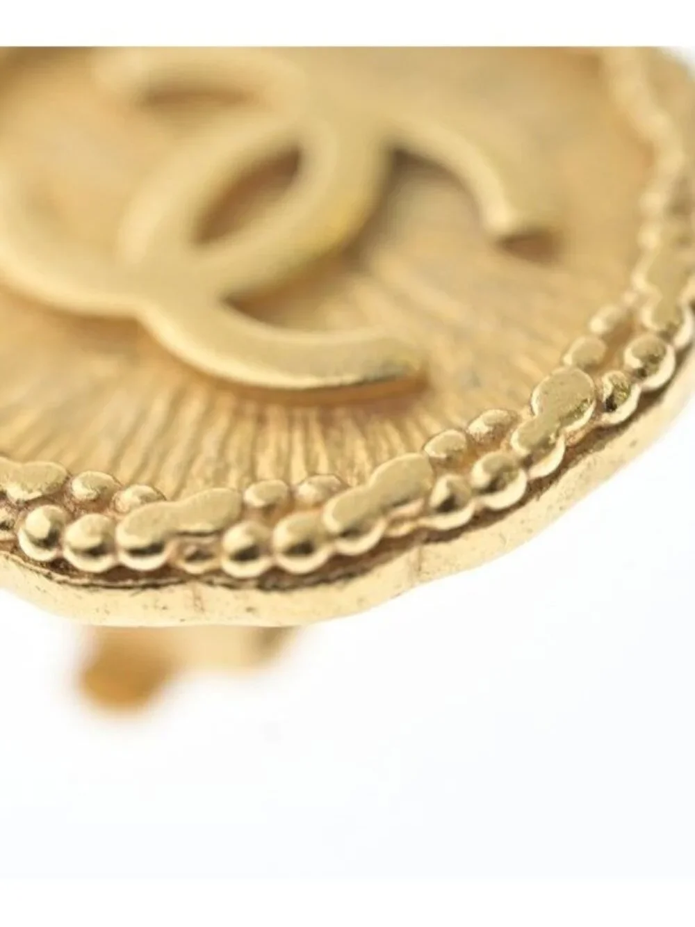 Chanel Earrings Gold